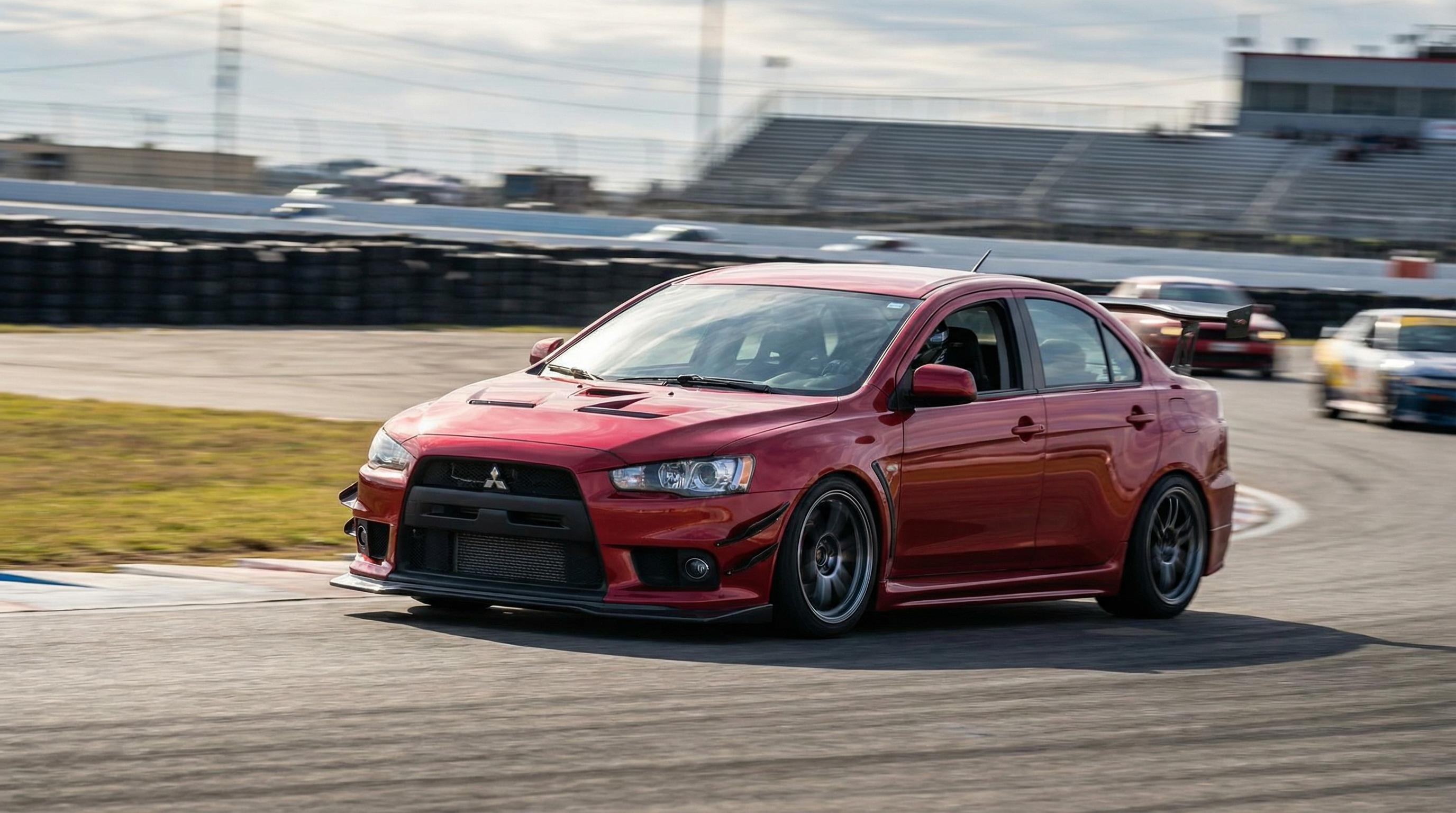 看片烈焰红赛道轿车涡轮改装视频